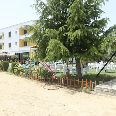 Hotel Kashta 3*