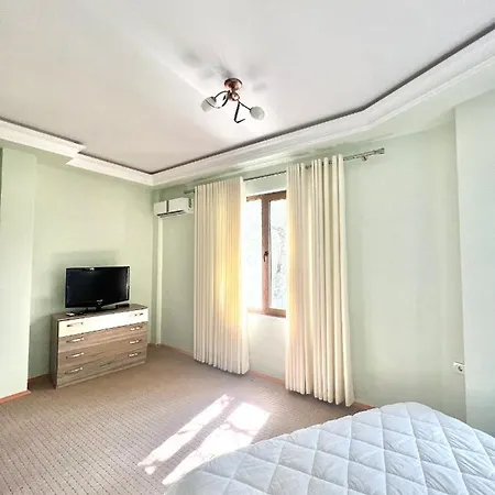 Kashta Hotel 3*