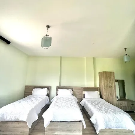 Hotel Kashta 3*