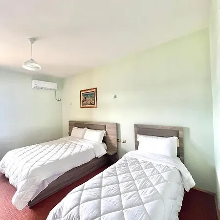 Kashta Hotel
